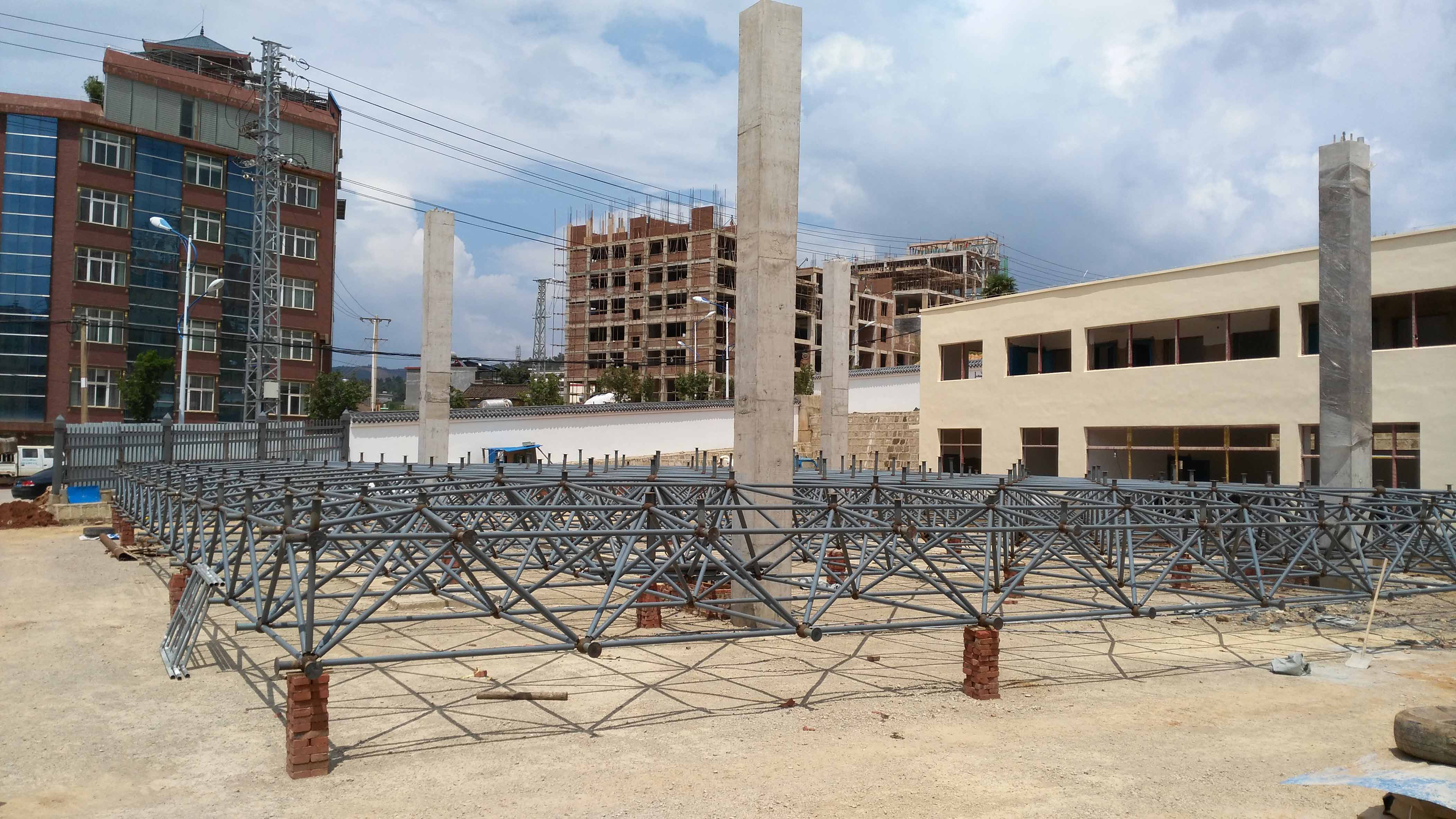 江都小型加油站网架